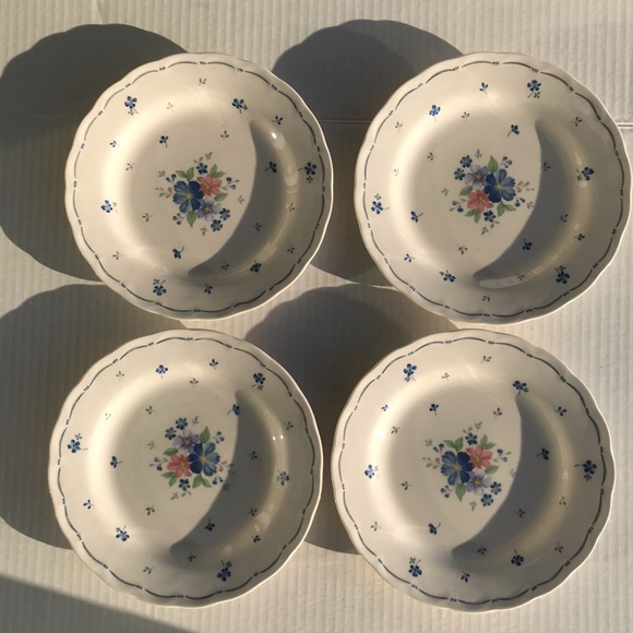 Set Of 4 “Dauphine” By Nikko Salad/Dessert Plates Provincial Designs 7” - Picture 3 of 8